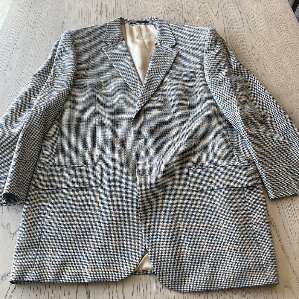 Men's 100% Wool S. Cohen Plaid Blazer in Tan Base with Black Houndstooth Pattern